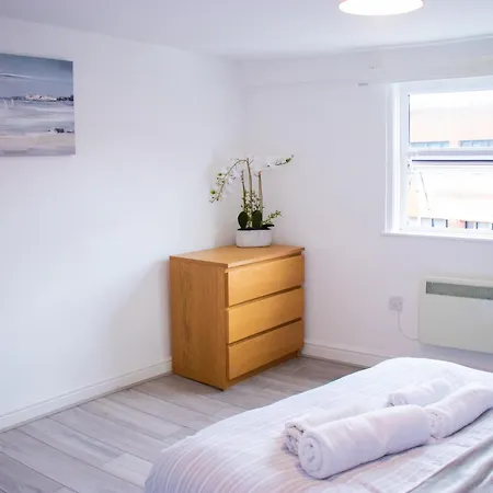 Charming City Centre Apartment That Was Great For Contractors Reading Exterior photo